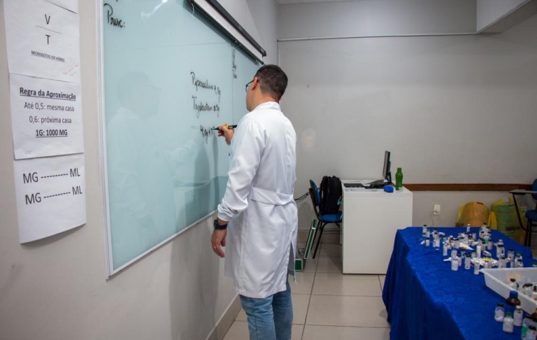 Capacitação em Cálculo, Farmacologia Básica, Bomba de Infusão e Administração de Medicamentos  (14/06/2025) 