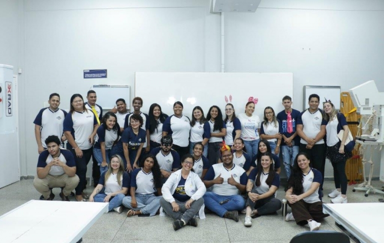 CETEM folia - Turma de Radiologia