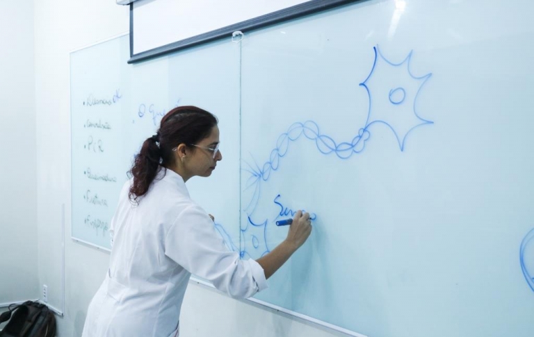 As nossas alunas do curso Técnico em Estética do CETEM participaram de uma aula de Primeiros Socorros, 
