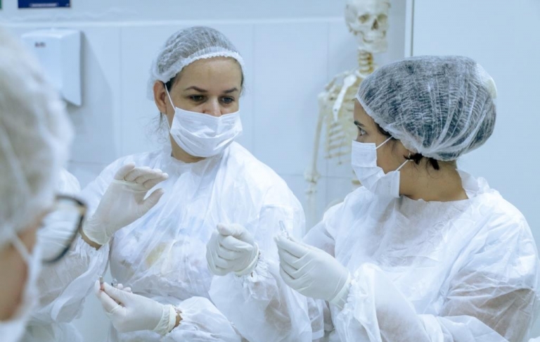 Nos dias 13 e 14, aconteceu a Capacitação em Cálculo de Farmacologia, Bomba de Infusão + Aplicação de Medicamentos Injetáveis e Farmacologia Básica